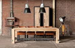 Bild: Esstisch im Loft